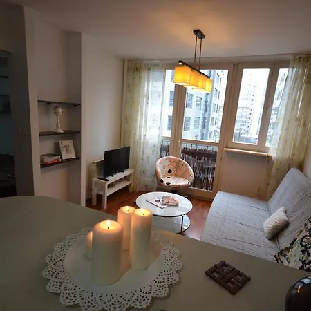 Notabene Onz Apartman *